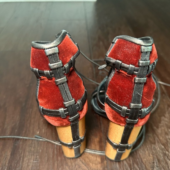 Tom Ford Multicolor Velvet and Leather Panelled Patchwork Ankle Strap Sandals - Picture 3 of 5